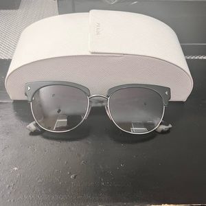 Authentic Prada Sunglasses SPR 08Q ROK-0A7 140 2N NWOT see description